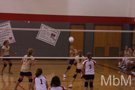 20110908 BLMS 7th Gr JV VB 038