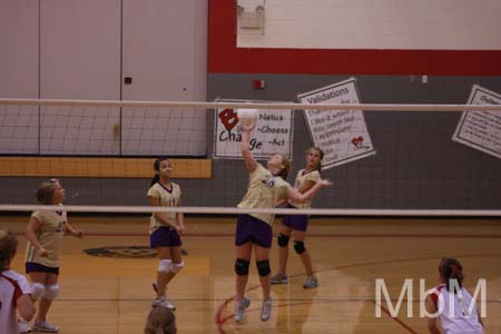 20110908 BLMS 7th Gr JV VB 041