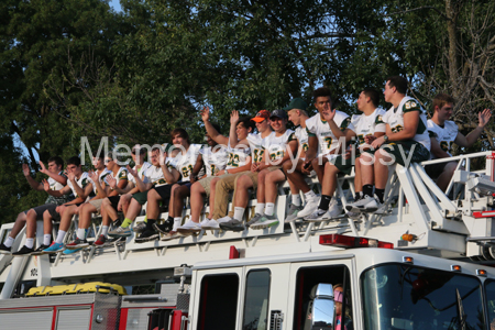 20160915 BLHS HC Parade 019