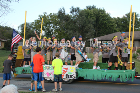 20160915 BLHS HC Parade 063