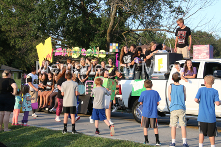 20160915 BLHS HC Parade 065