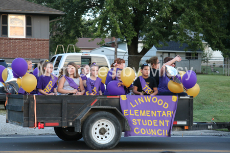 20160915 BLHS HC Parade 079