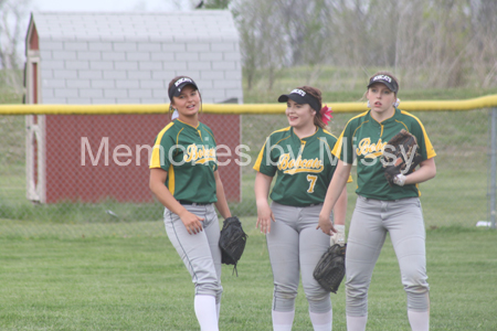 20170413 Varsity SB v Piper 006