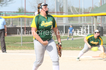 20170418 BLHS SB vs McLouth 011