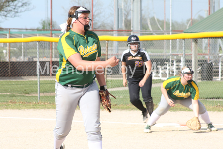 20170418 BLHS SB vs McLouth 025