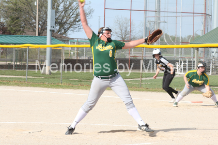 20170418 BLHS SB vs McLouth 028