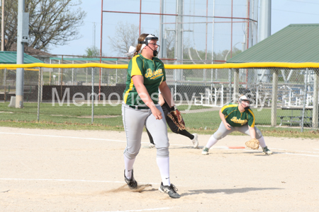 20170418 BLHS SB vs McLouth 030