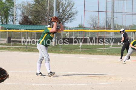 20170418 BLHS SB vs McLouth 033