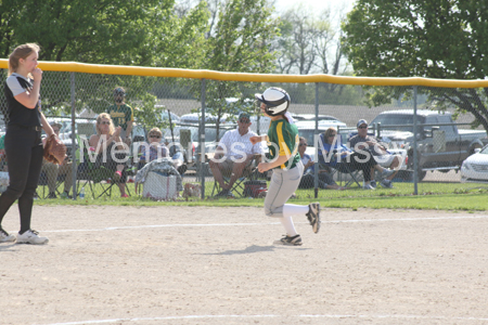 20170418 BLHS SB vs McLouth 045