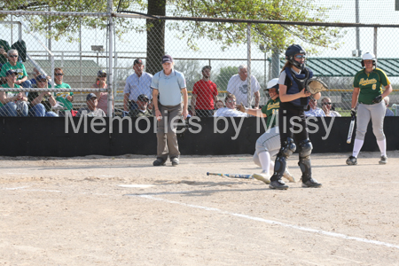 20170418 BLHS SB vs McLouth 054