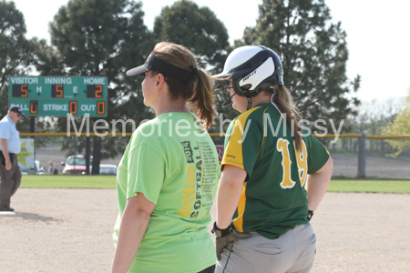 20170418 BLHS SB vs McLouth 055