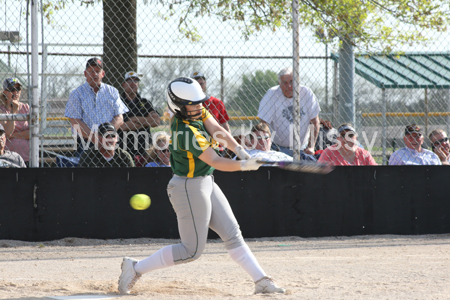 20170418 BLHS SB vs McLouth 059