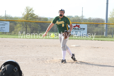 20170418 BLHS SB vs McLouth 081