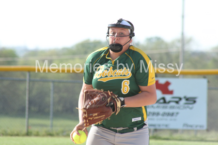 20170418 BLHS SB vs McLouth 084