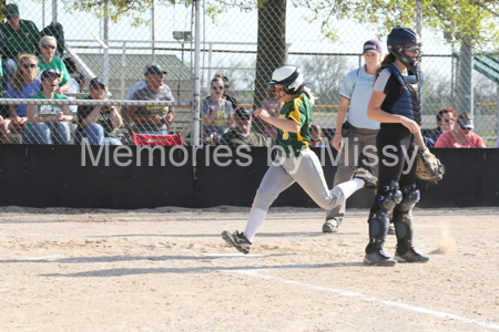 20170418 BLHS SB vs McLouth 099