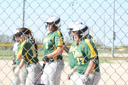 20170418 BLHS SB vs McLouth 103