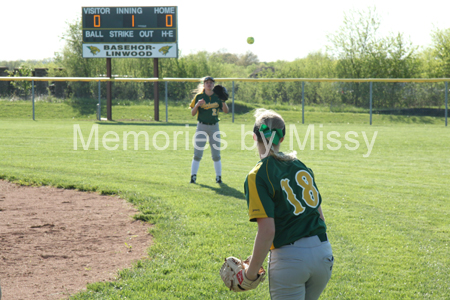 20170420 BLHS SB vs BW 030