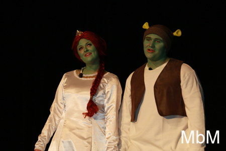 20131112 shrek dress 387