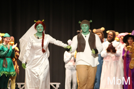 20131116 shrek 737